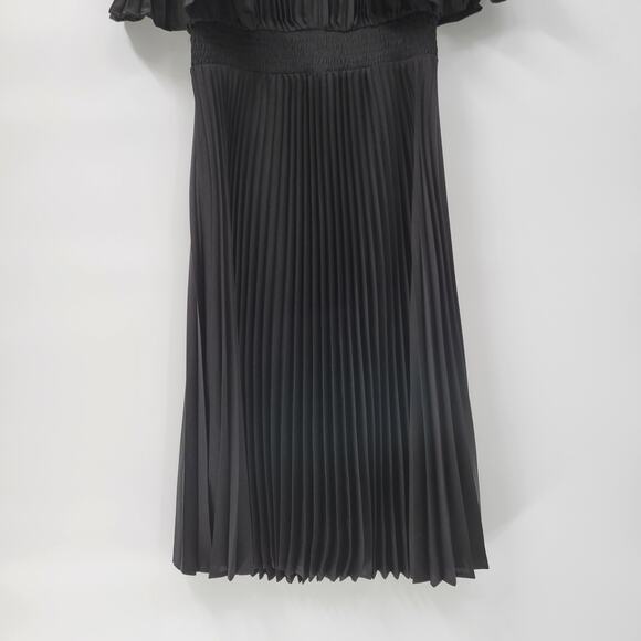 Express Pleated‎ Dress Womens S Black Silky Satin Puffy Sleeve Smock Waist Flowy - Picture 2 of 16